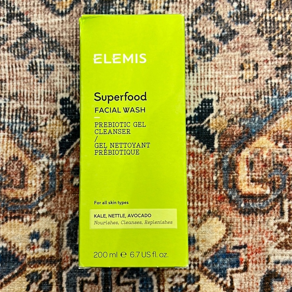 NWT ELEMIS superfood facial wash